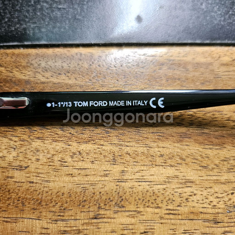 톰포드 블랙 선글라스 정품(TF5284)--4