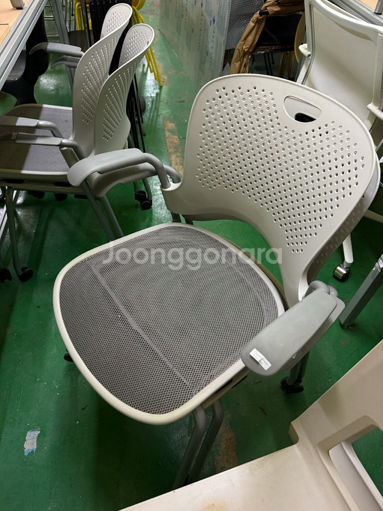 Herman miller Caper chair--0