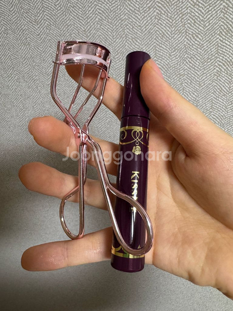 키스미 볼륨앤컬 마스카라 새상품, 에뛰드 뷰러 일괄--0