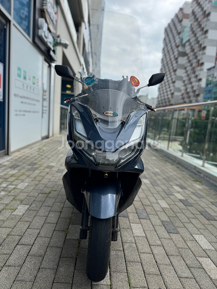 혼다 PCX125 22년형 ABS모델 2.9만km 배달--1