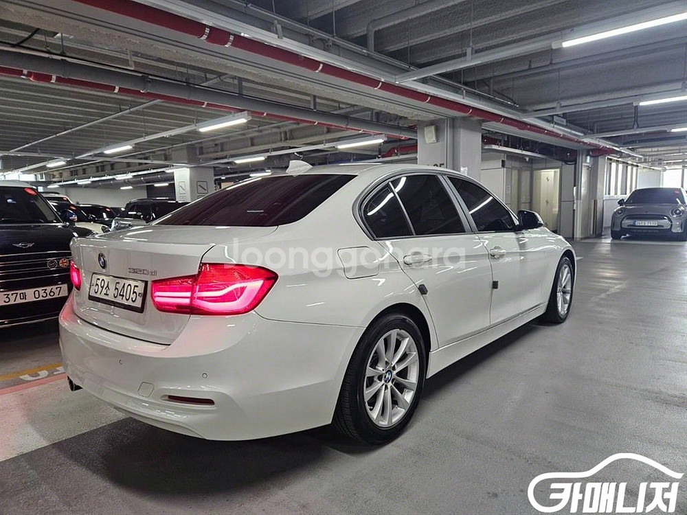 [BMW]3시리즈 (F30) 320d #앱특가--4