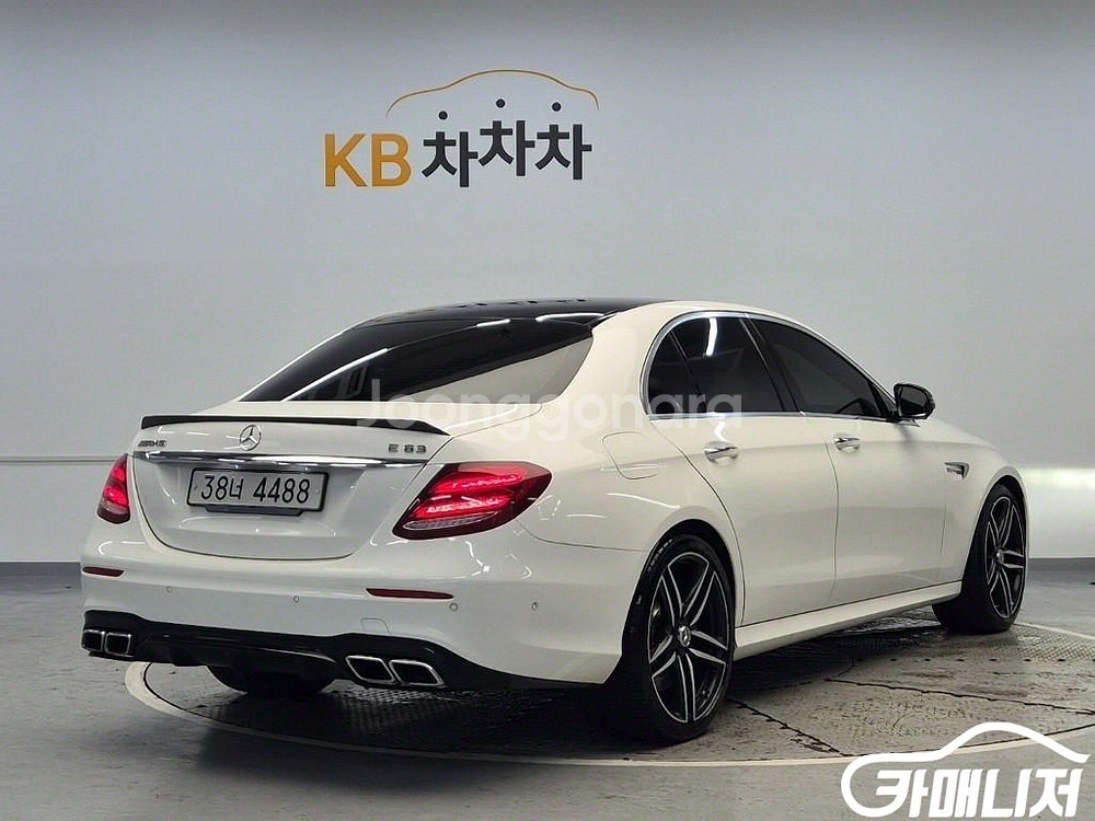 [벤츠]E-클래스 W213 E63 AMG 4MATIC+--2