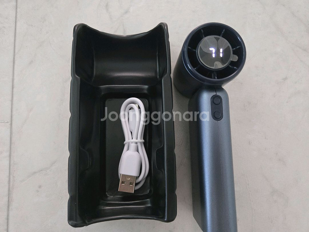 초고속 무선 선풍기 3600mAh 새제품 C타입 팝니다--1