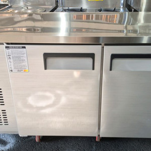 업소용 유니크 1500 직냉 테이블 냉동고