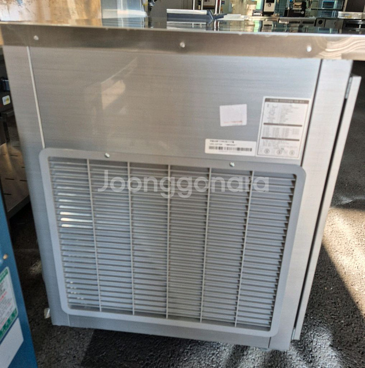 유니크 1500 테이블 냉동고 디지털 직냉식--5