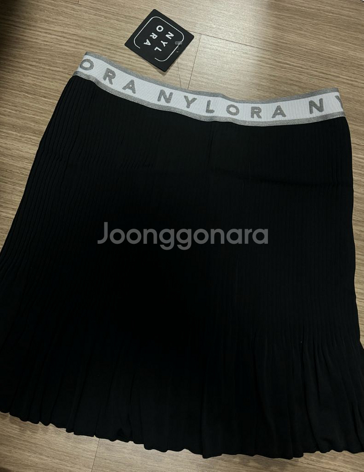 나일로라 스커트 블랙 속바지포함 S 택있는 새상품--2
