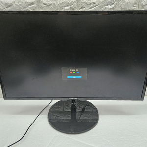 삼성 27인치 LED 모니터 입니다