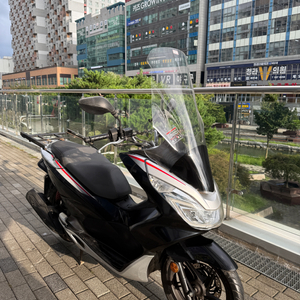 혼다 PCX125 18년 4.8만km 브라켓