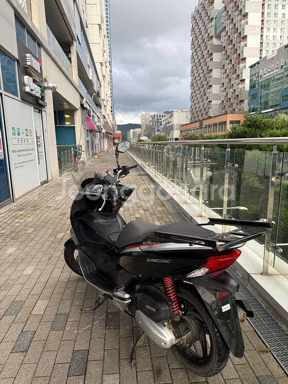 혼다 PCX125 18년 4.8만km 브라켓--4