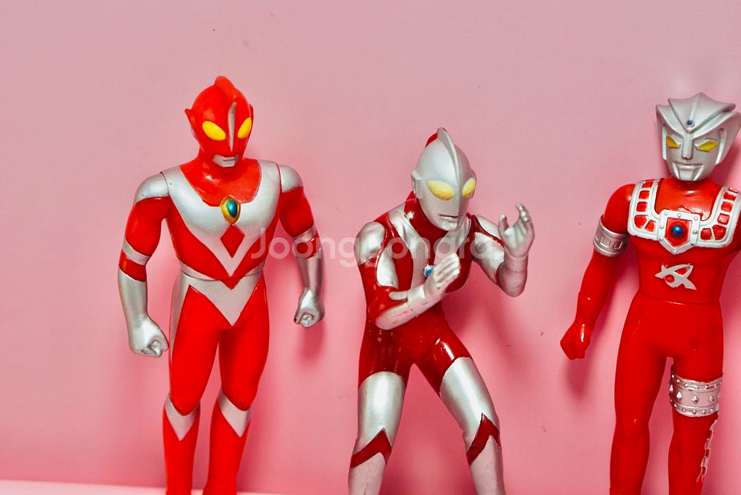 울트라맨 피규어 3개 소프비 고전완구 장난감 높이 약--1