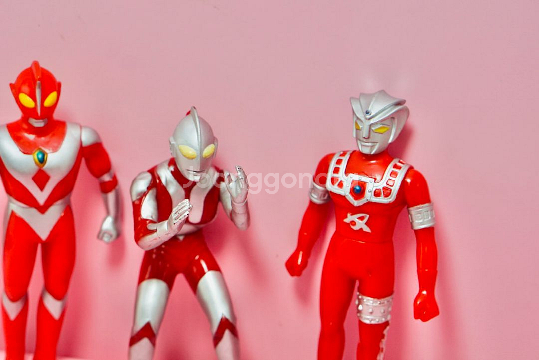 울트라맨 피규어 3개 소프비 고전완구 장난감 높이 약--2