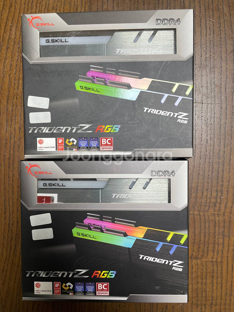 지스킬 32GB DDR4-3200 CL14 트라이던트--0
