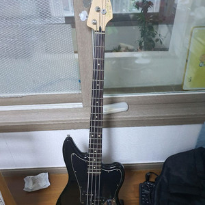 스콰이어 Fender Jaguar 베이스 기타