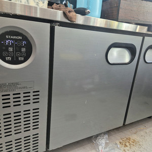 테이블 냉장고