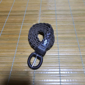 스키니 꽈베기가죽벨트 ~37인치