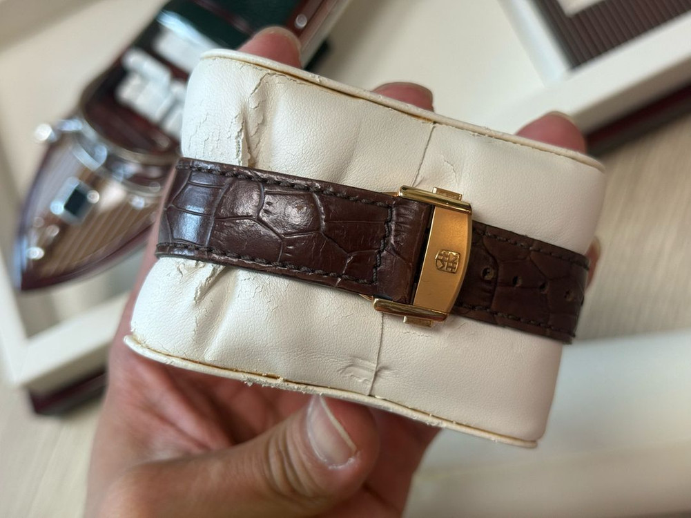 프레드릭 콘스탄트 문페이즈 리미티드--4