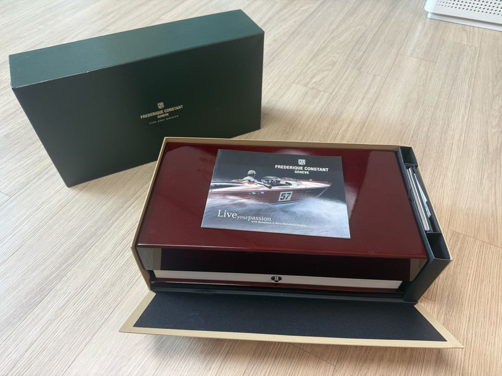 프레드릭 콘스탄트 문페이즈 리미티드--7