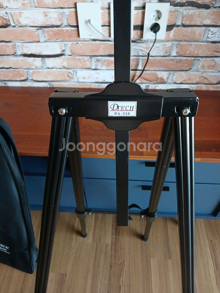 [거의새것] 미술용, 전시용 알루미늄 이젤 DA-210--3