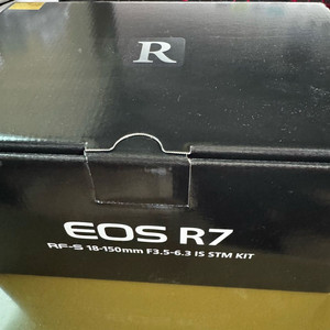 캐논 EOS R7 미러리스 팔아요