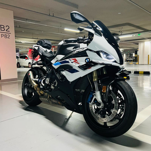 23년 6월 신차 1인 소유 BMW S1000RR M패