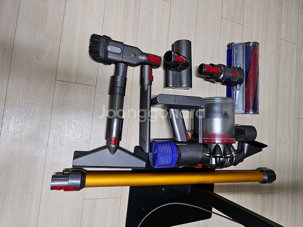 v8 다이슨 청소기--2