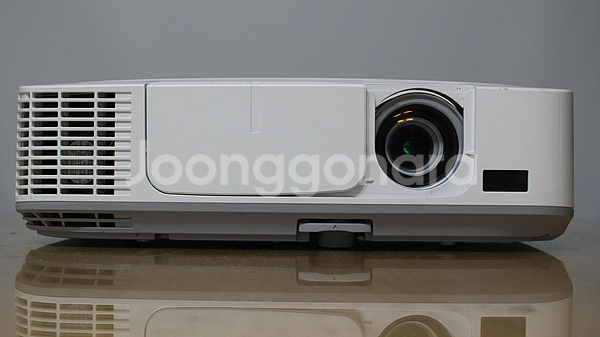NEC NP-m420XV 4200안시 중고빔프로젝터--0