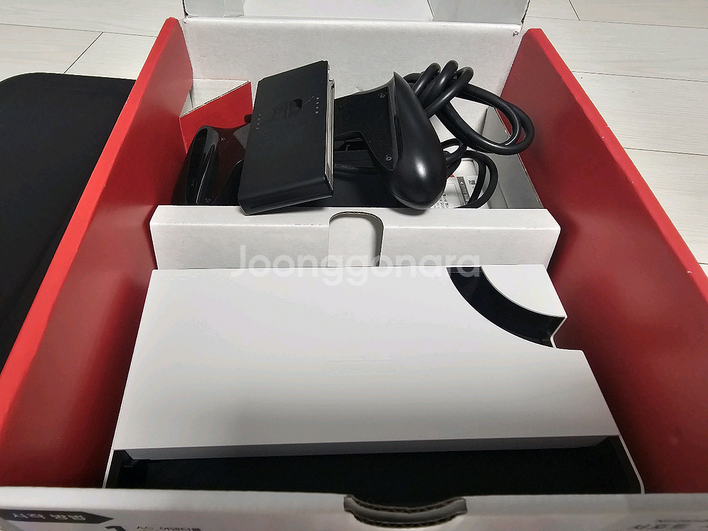 닌텐도 스위치 oled 화이트+ 추가구성--1