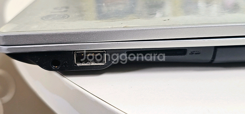 LG 울트라북 U560 15인치 모델--5