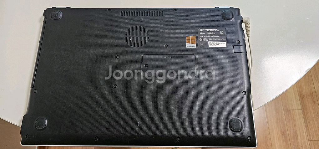 LG 울트라북 U560 15인치 모델--9