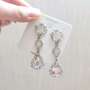 무니켈침 귀걸이