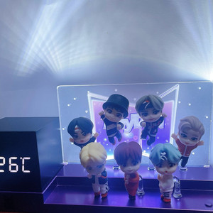 (한정판)BTS 피규어 LED시계