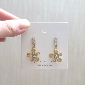 무니켈침 귀걸이