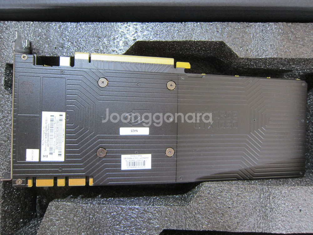 PNY GTX1080 파운더스 에디션 D5X 8GB--1