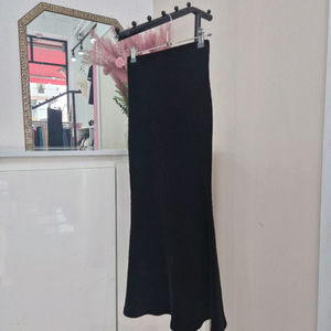 벨벳 골지 머메이드 밴딩 롱스커트