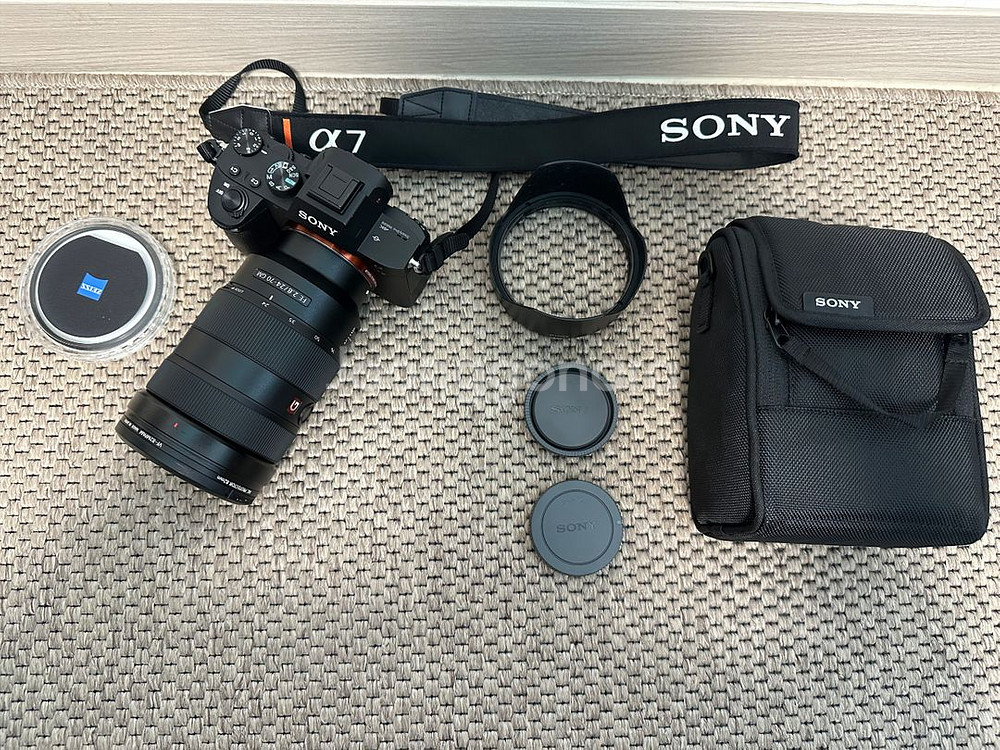 소니 A7M3 + FE2470GM 팝니다.--0