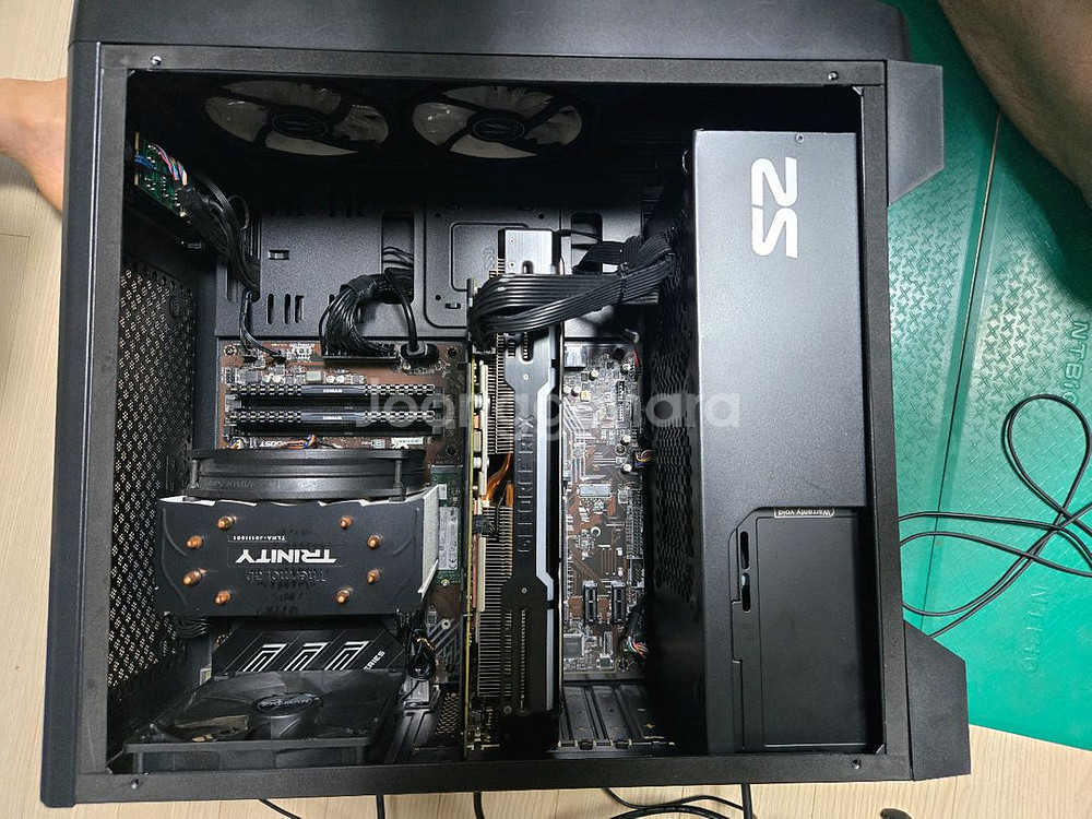 i7 9700k z390 rtx2070super등 본체--1