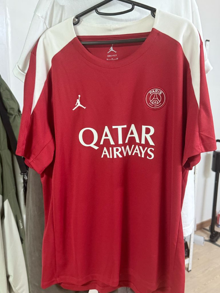 나이키 조던 PSG 반팔 드라이 핏 레드 (파리생제르망 이미지