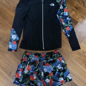 노스페이스 레쉬가드 상하