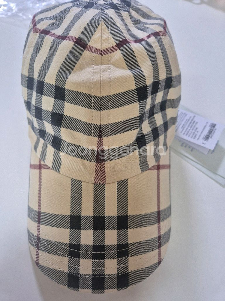 버버리 체크 볼캡 (새제품)--1