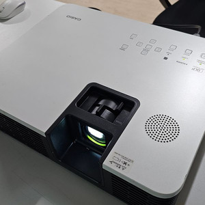 레이저 빔프로젝터 4000안시 카시오 XJ-H1700