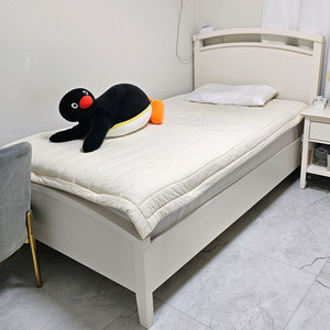 까사미아 침대 프레임 슈퍼싱클 팝니다
