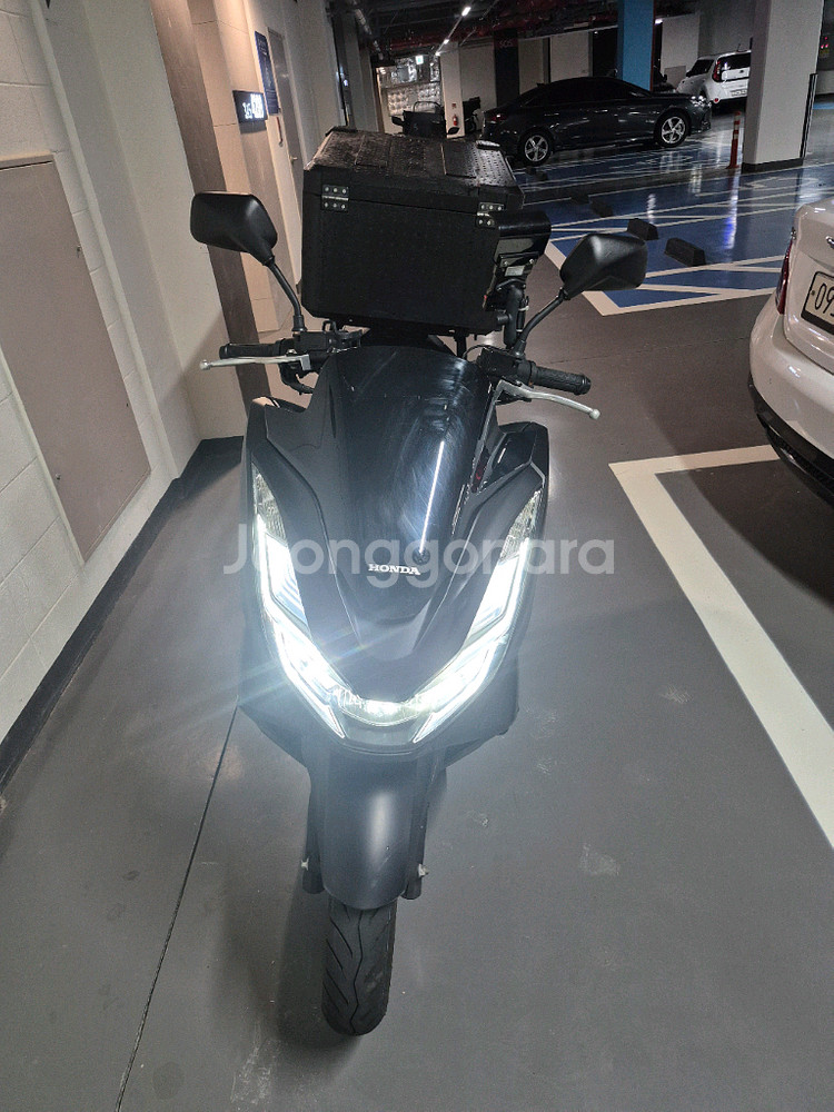 혼다 pcx125 22년식 팝니다--0