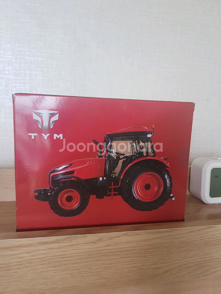 TYM T6130 트랙터 미니어처--1