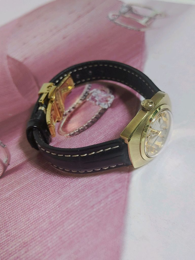 라도 오토 여성용 금장가죽시계 이미지