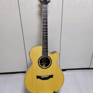 Crafter Amaze Plus 통기타