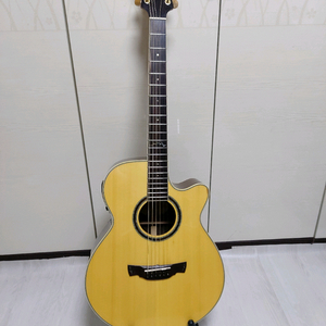 Crafter Amaze Plus 통기타