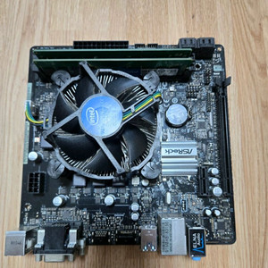 i5 9600kf h310cm 보드세트 팝니다