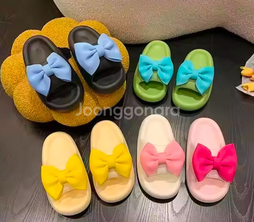 새제품 리본 슬리퍼 폭신푹신한 여성신발--0
