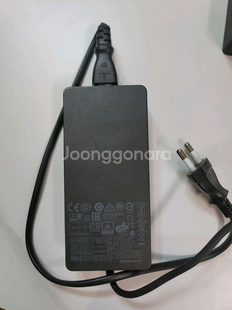 Surface Dock(1661 + 1749) 판매해요--4