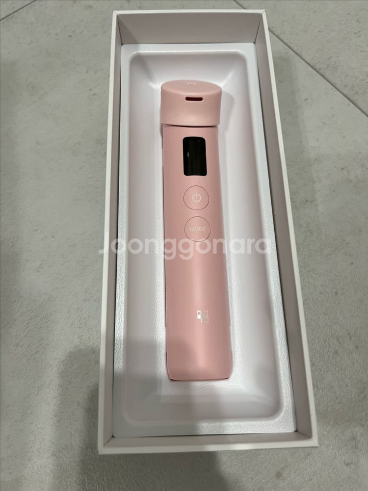 메디큐브 에이지알 부스터프로(개봉만한 새상품)--1